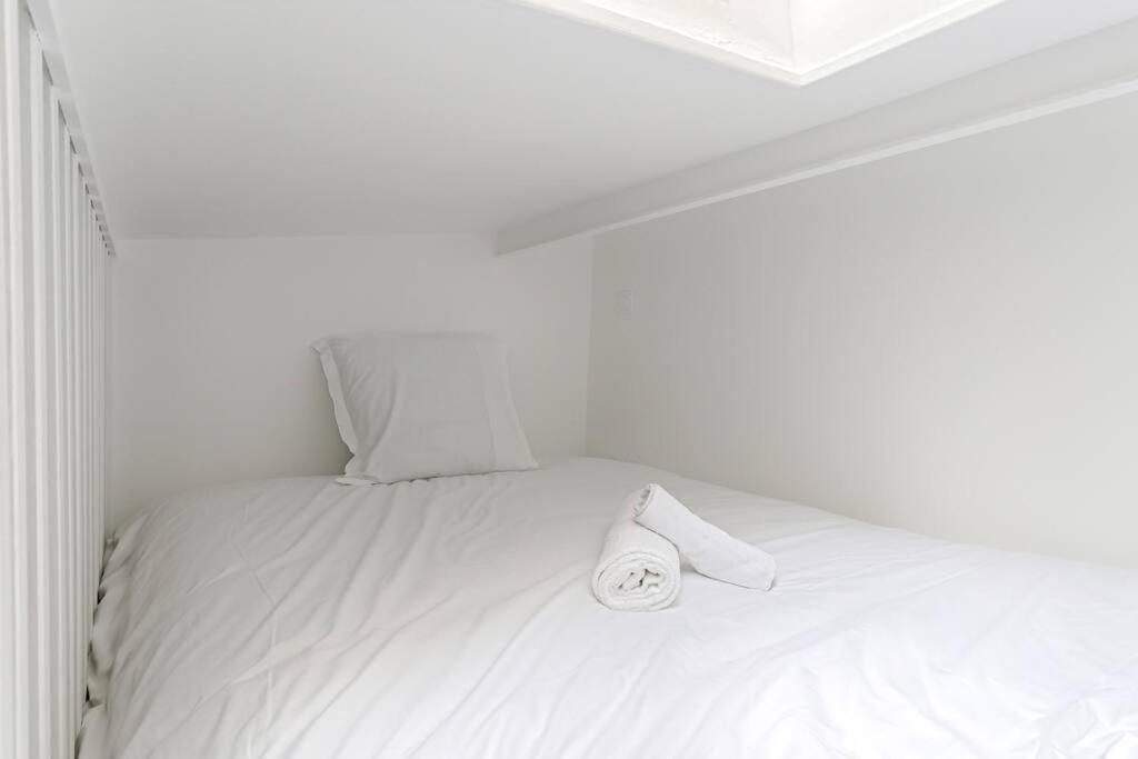 Apartment Charming Batignolles 6p Paris