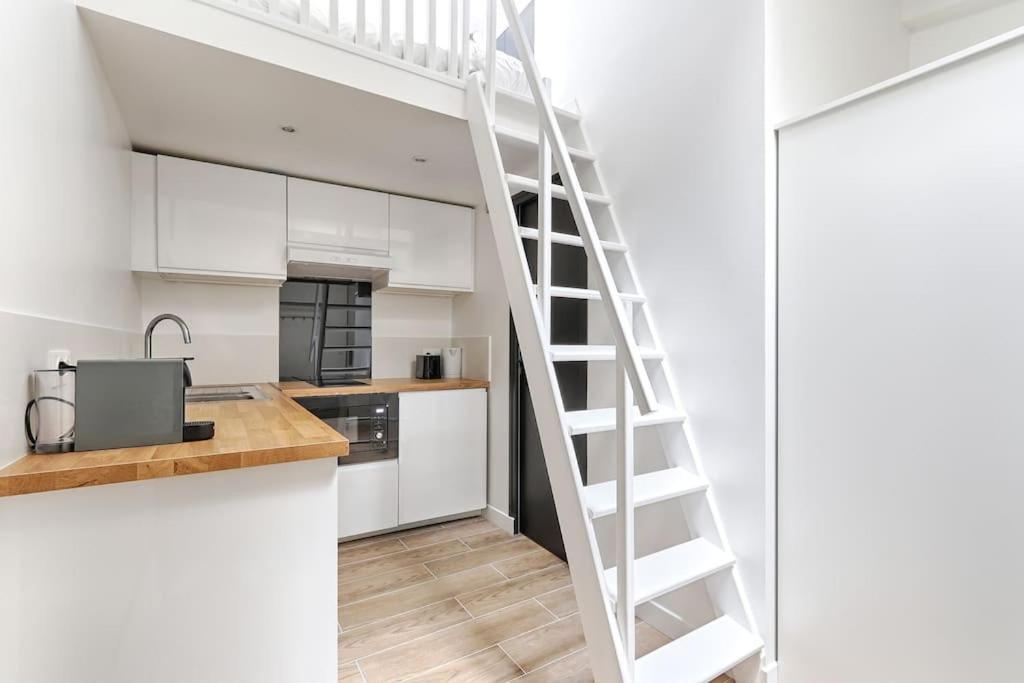 Apartment Charming Batignolles 6p Paris