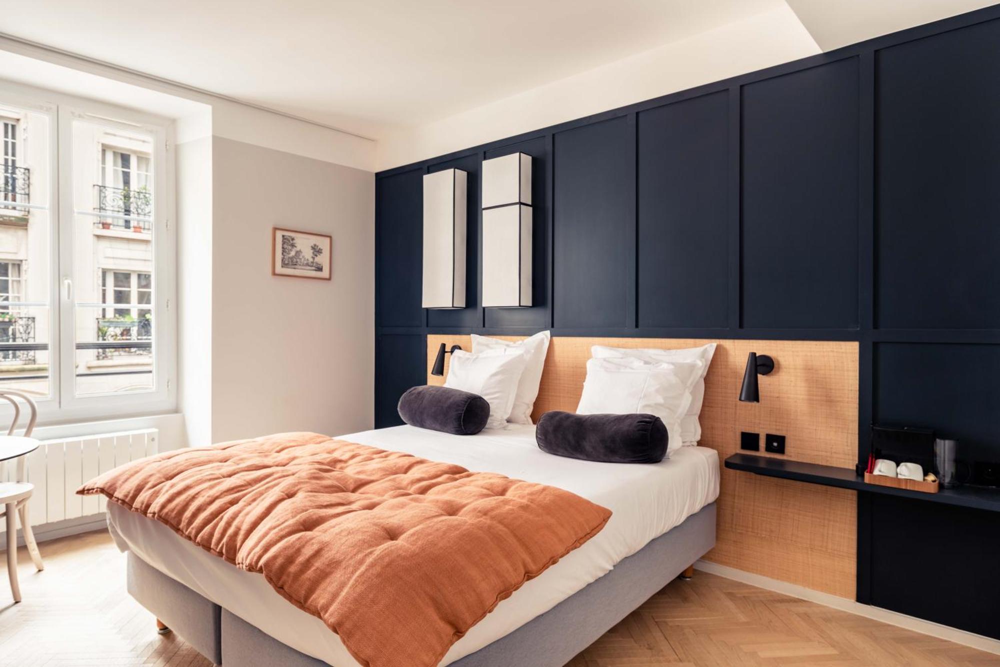 Maison Traversiere Paris