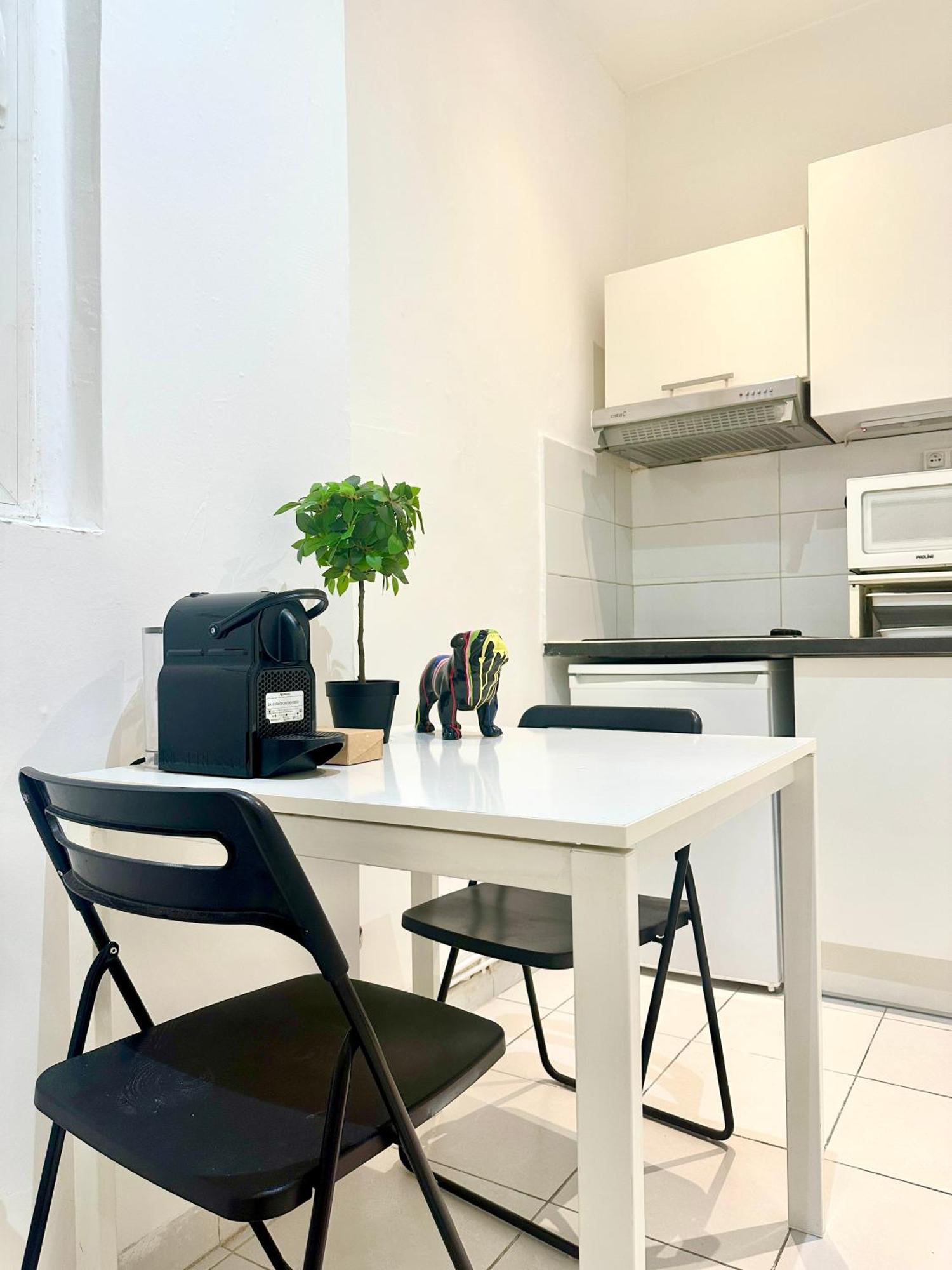 Bright And Cozy In Lamblardie Apartment *