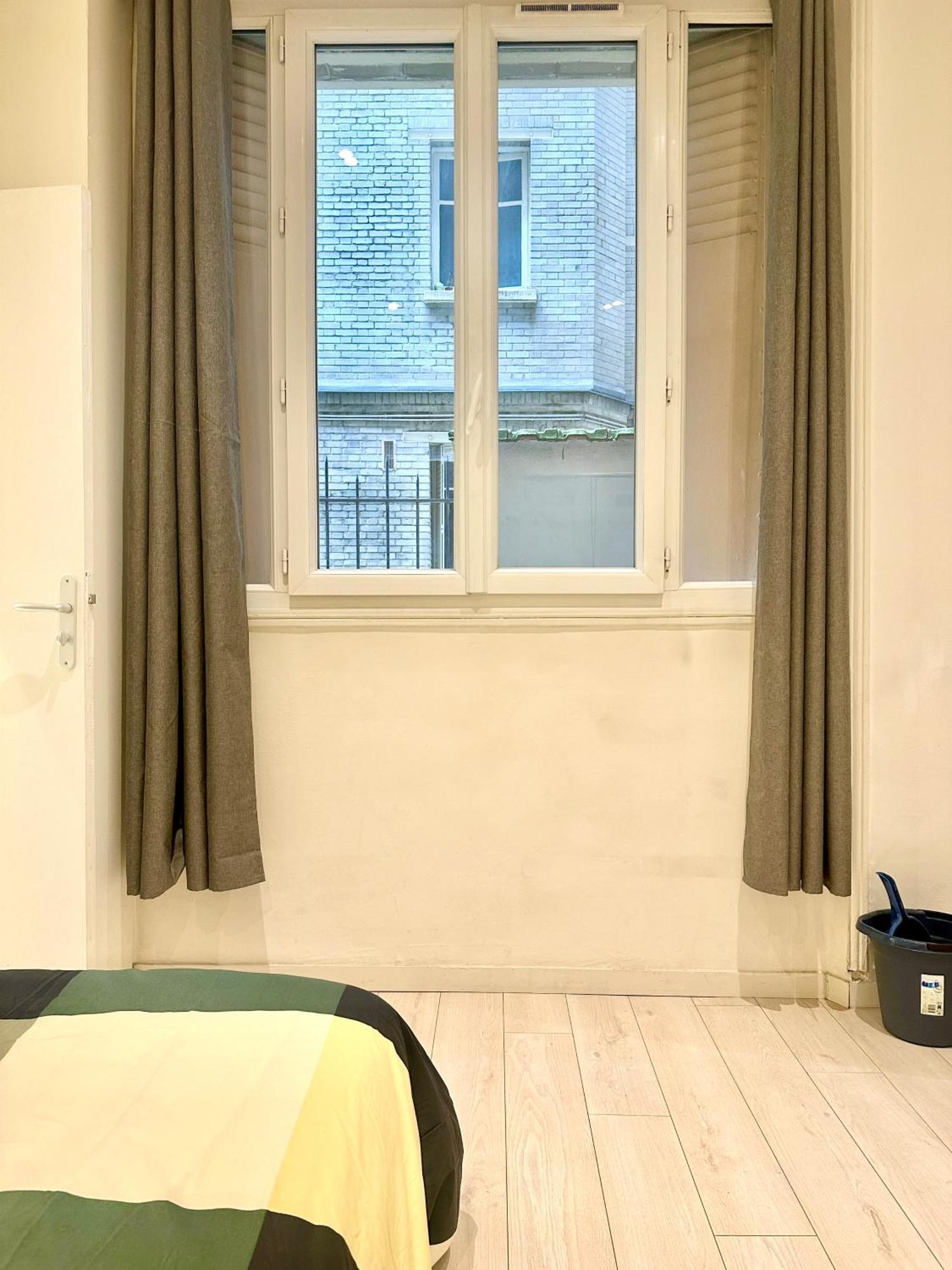 Bright And Cozy In Lamblardie * Paris