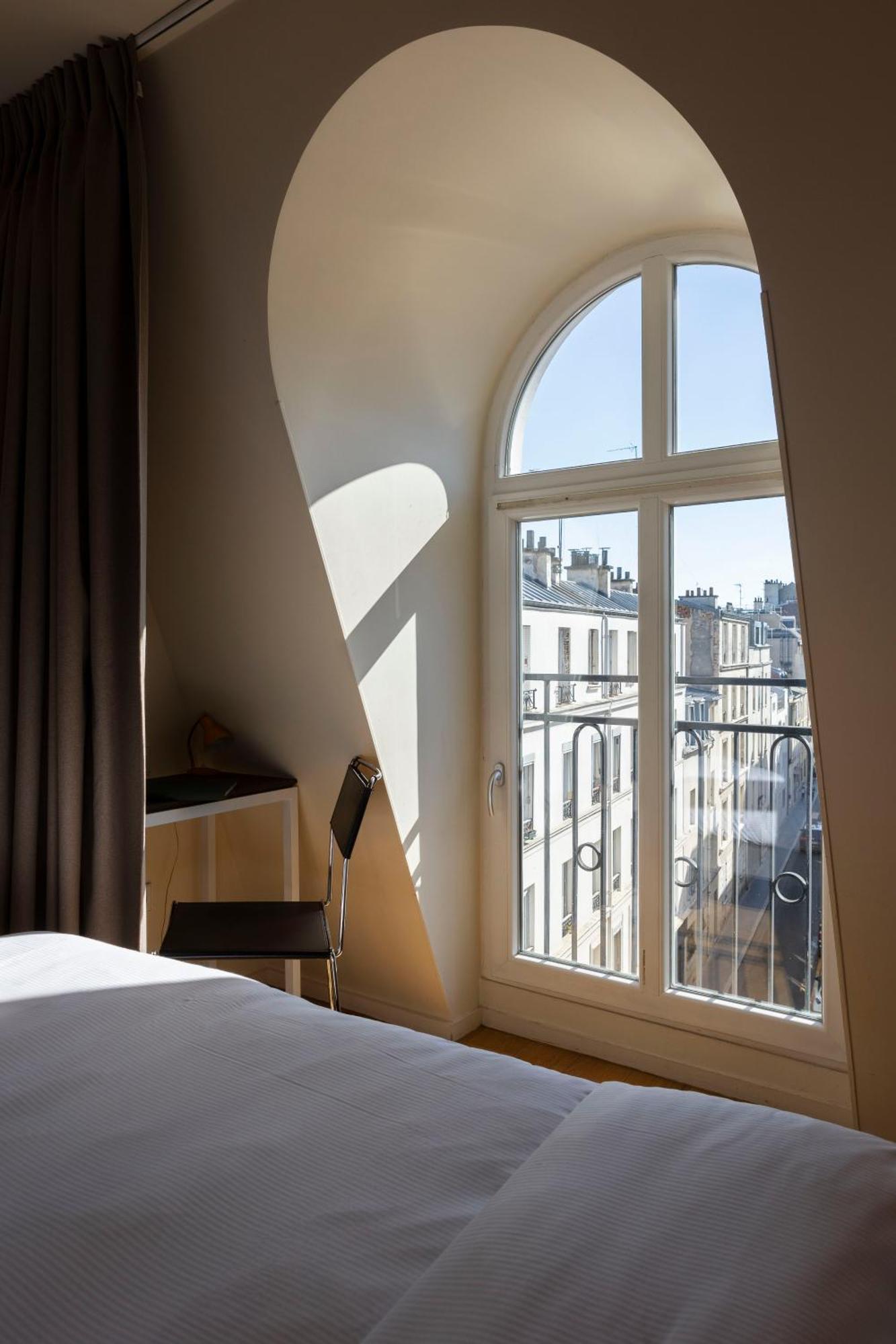 - Orso Hotel Paris