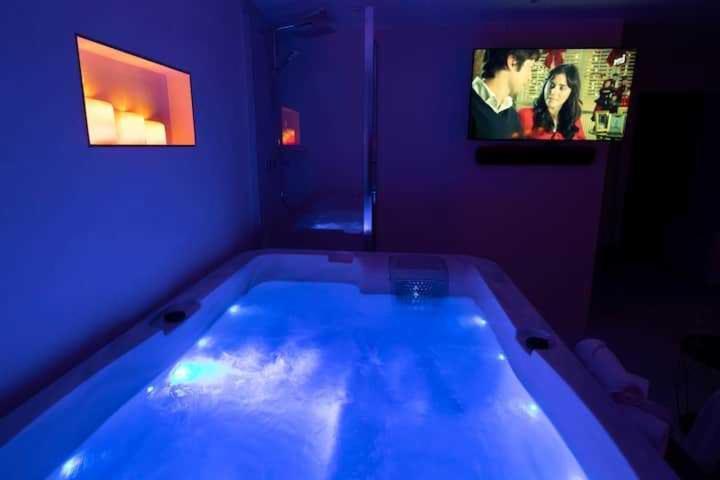 Intimate With Air Conditioner & Jacuzzi 2br 6p Montmartre Apartamento Paris