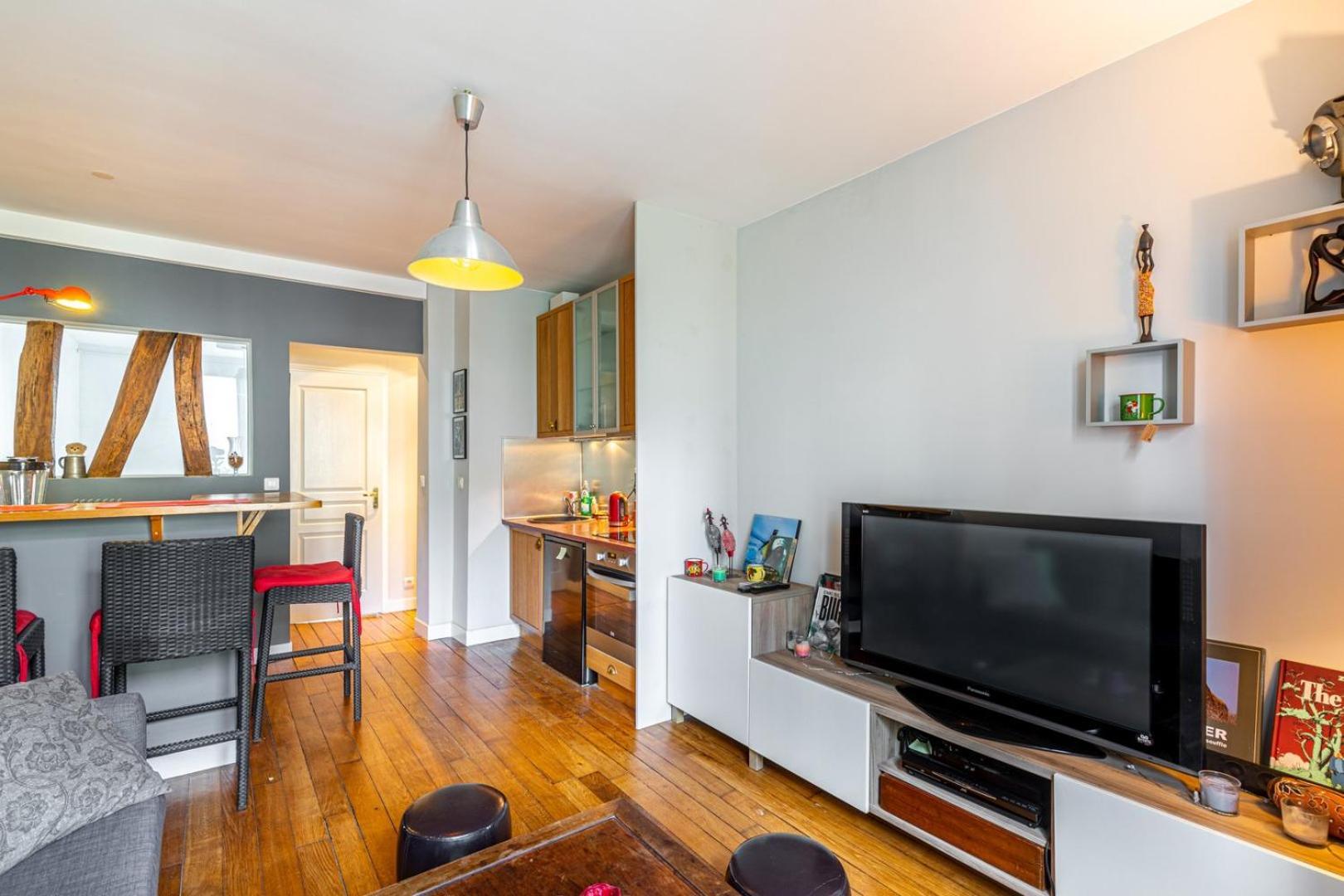 Guestready - Amazing In The 19th Arr. Apartment *