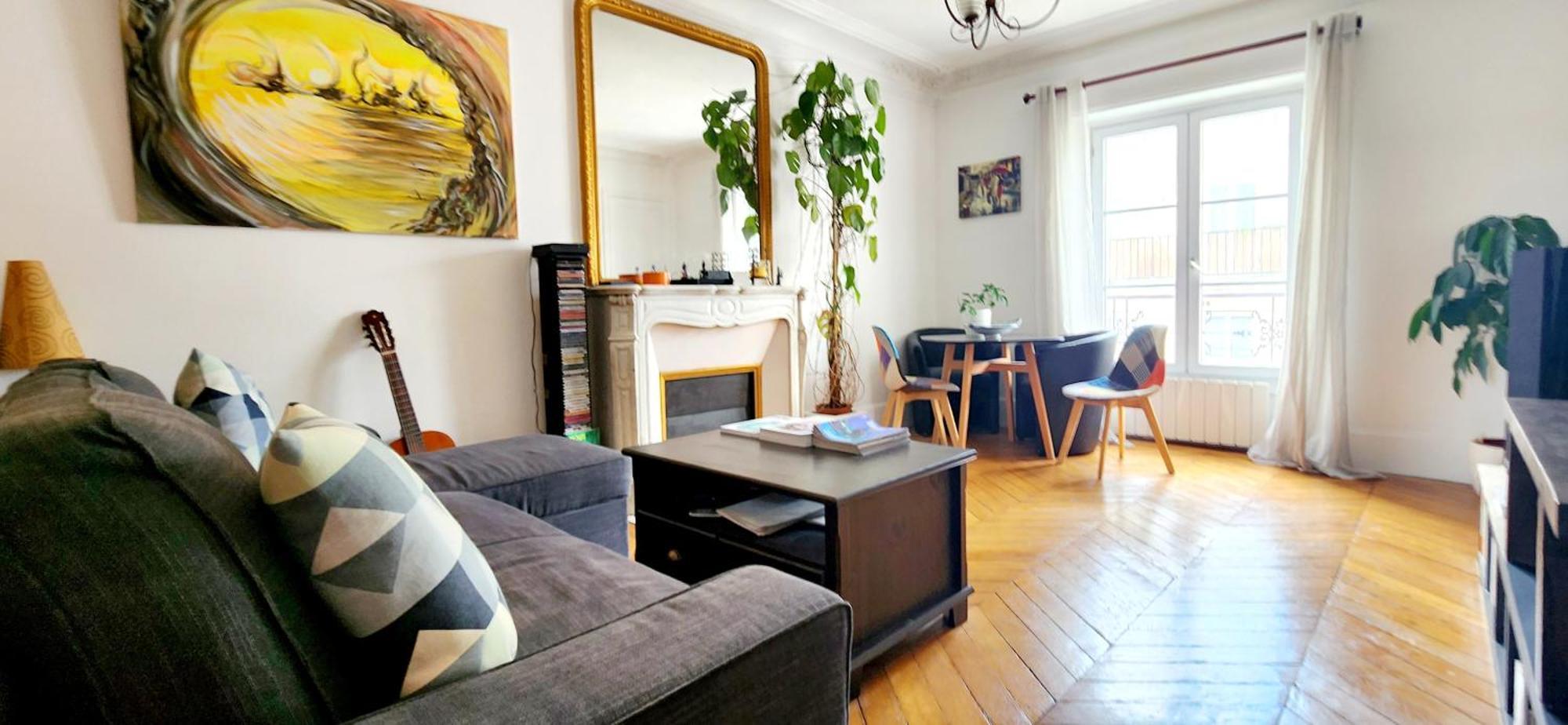 Apartment Charming Nest In Paris-pont Cardinet *