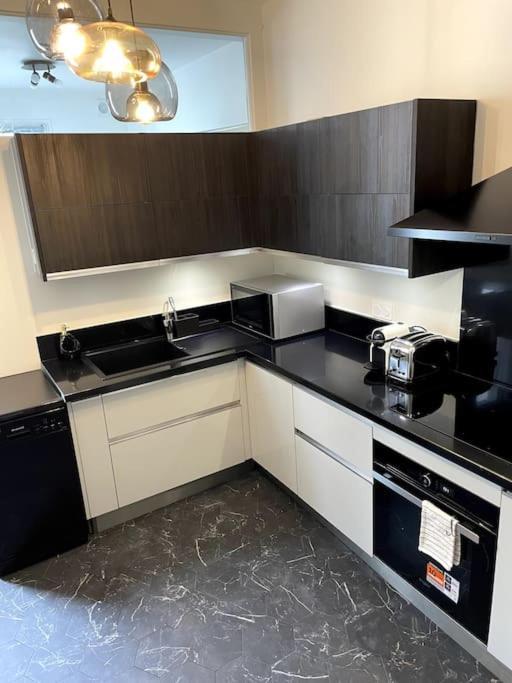 Luxury Family Getaway Apartment