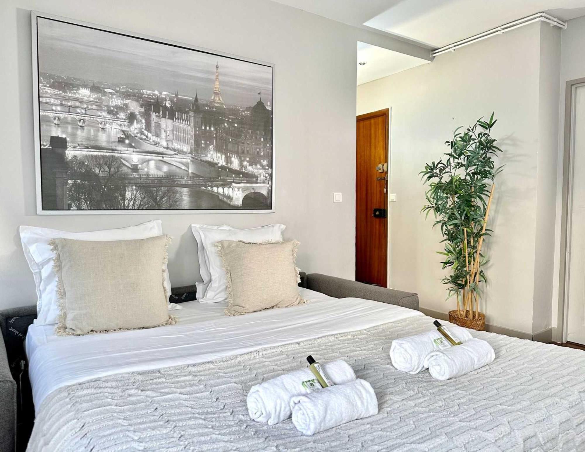 Beautiful Calm In Le Marais Apartment Paris