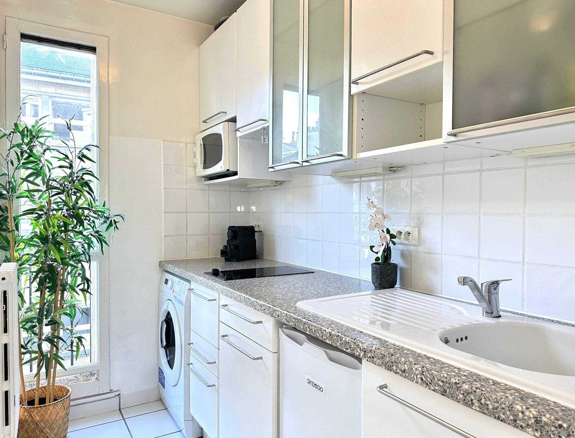 Beautiful Calm In Le Marais Apartment *