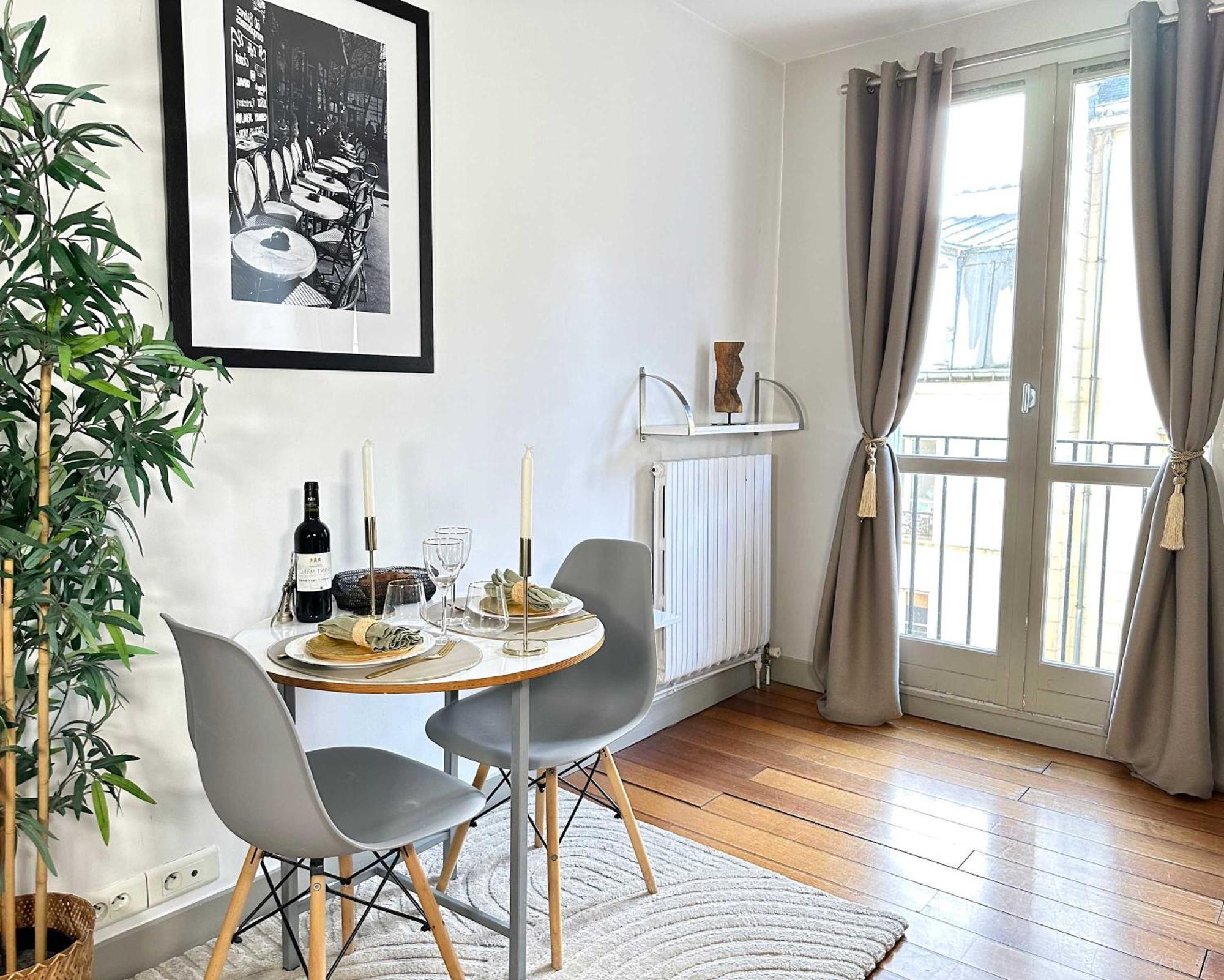 Beautiful Calm In Le Marais Apartment *
