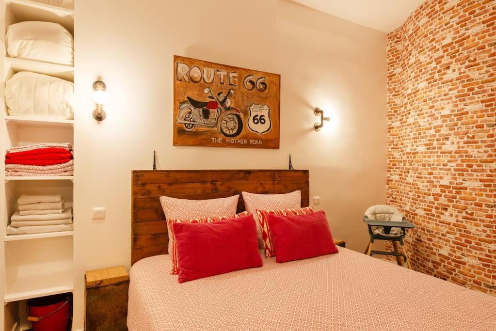 Montmartre Rue Des Martyrs Loft With Ac, 4-7 Peo * Paris