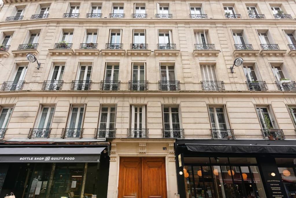 Montmartre Rue Des Martyrs Loft With Ac, 4-7 Peo Apartment