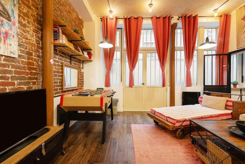 Montmartre Rue Des Martyrs Loft With Ac, 4-7 Peo Apartment *