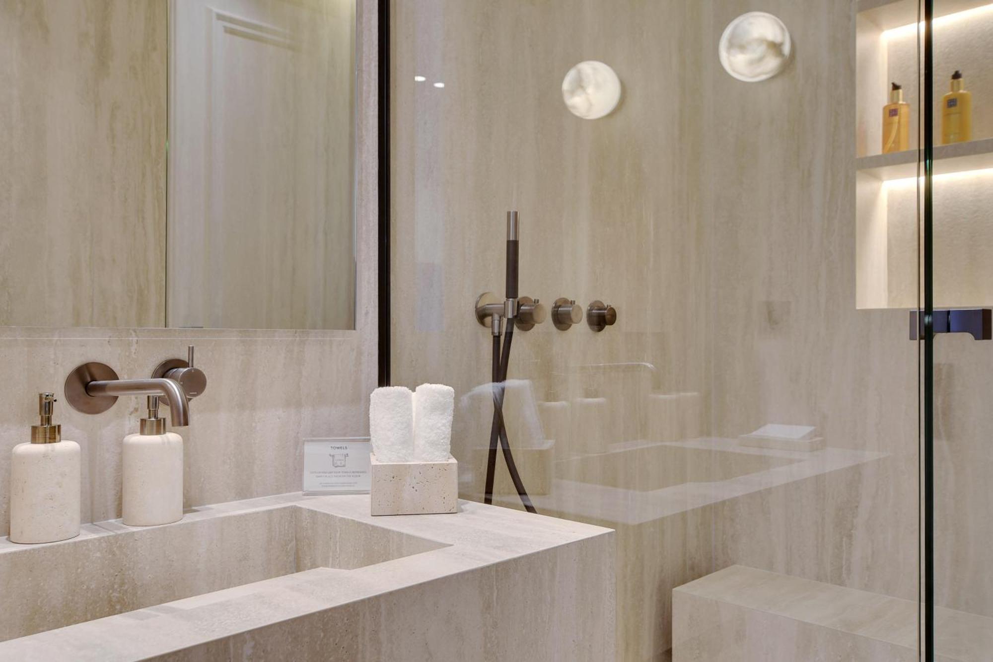 Thelander - Serviced In Saint Germain Des Pres Apartment