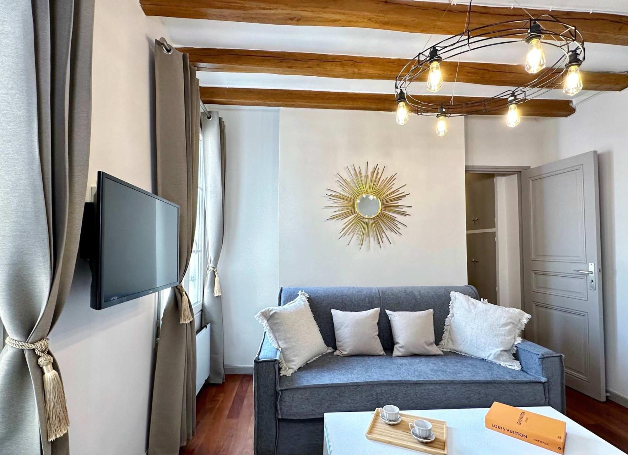 Eiffel Tower Gem Stylish & Unique Apartamento