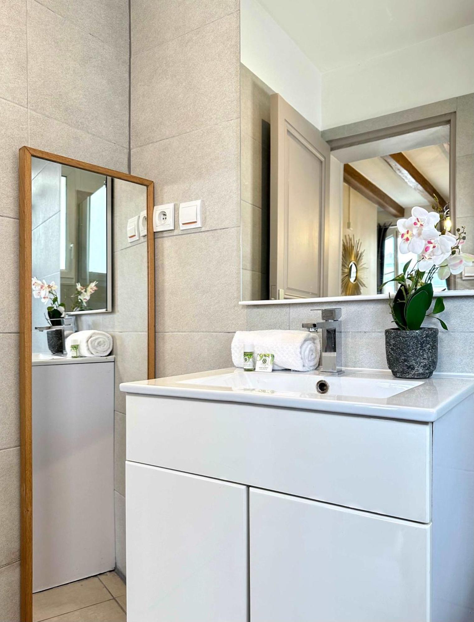 Eiffel Tower Gem Stylish & Unique Apartamento Paris
