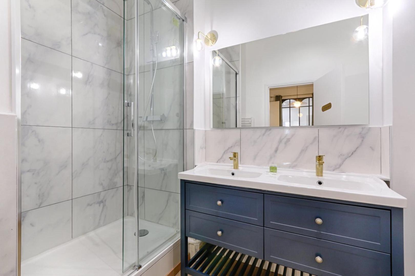 Convivialite Pour 8 Personnes - Parc Monceau Apartamento