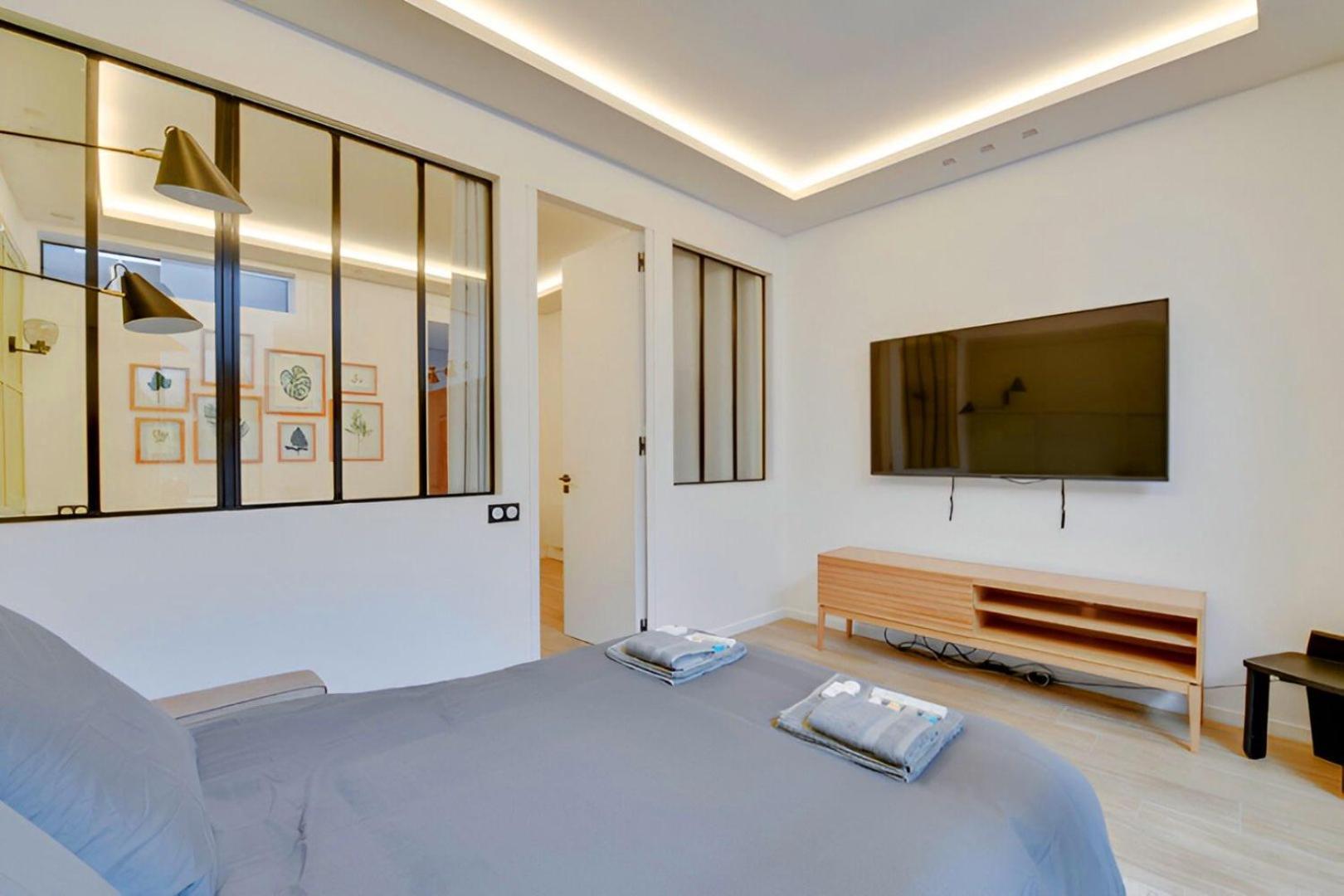Bluestay 40 - Superb In * Paris