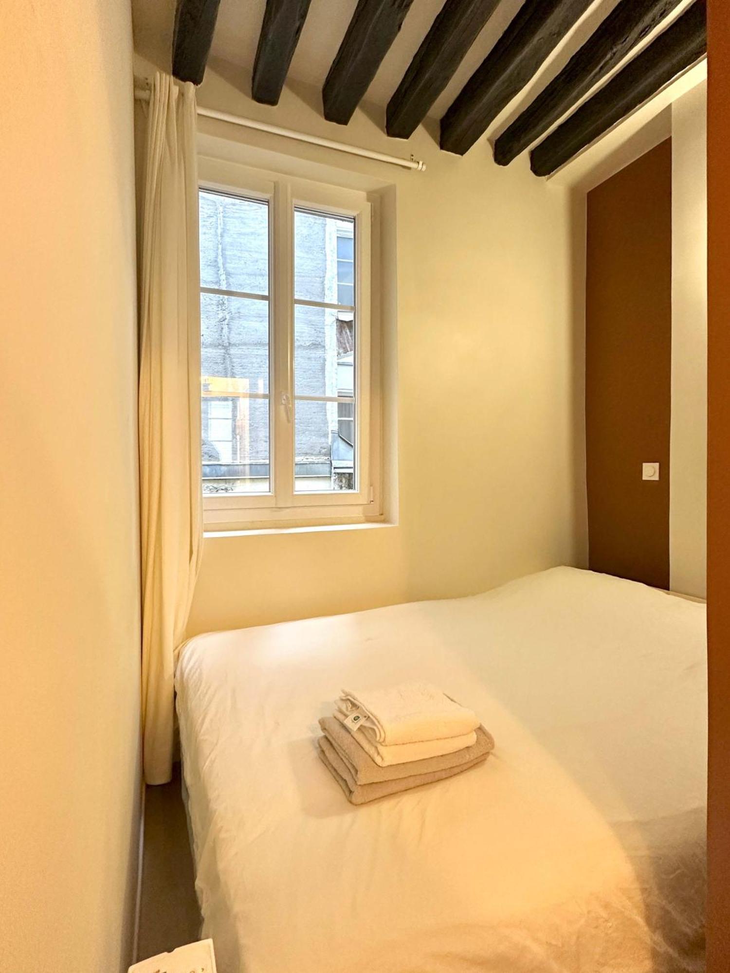 Appartement Cozy Near Pompidou Marais In Vertus *