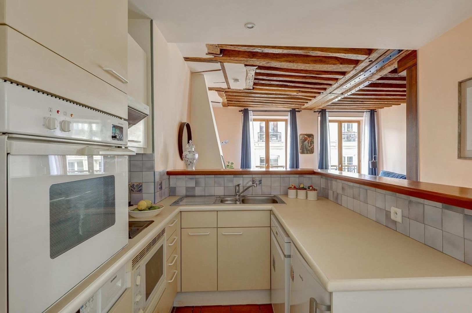 Bnbnook - Cozy 1br - Vibrant Le Marais & Pompidou Apartment