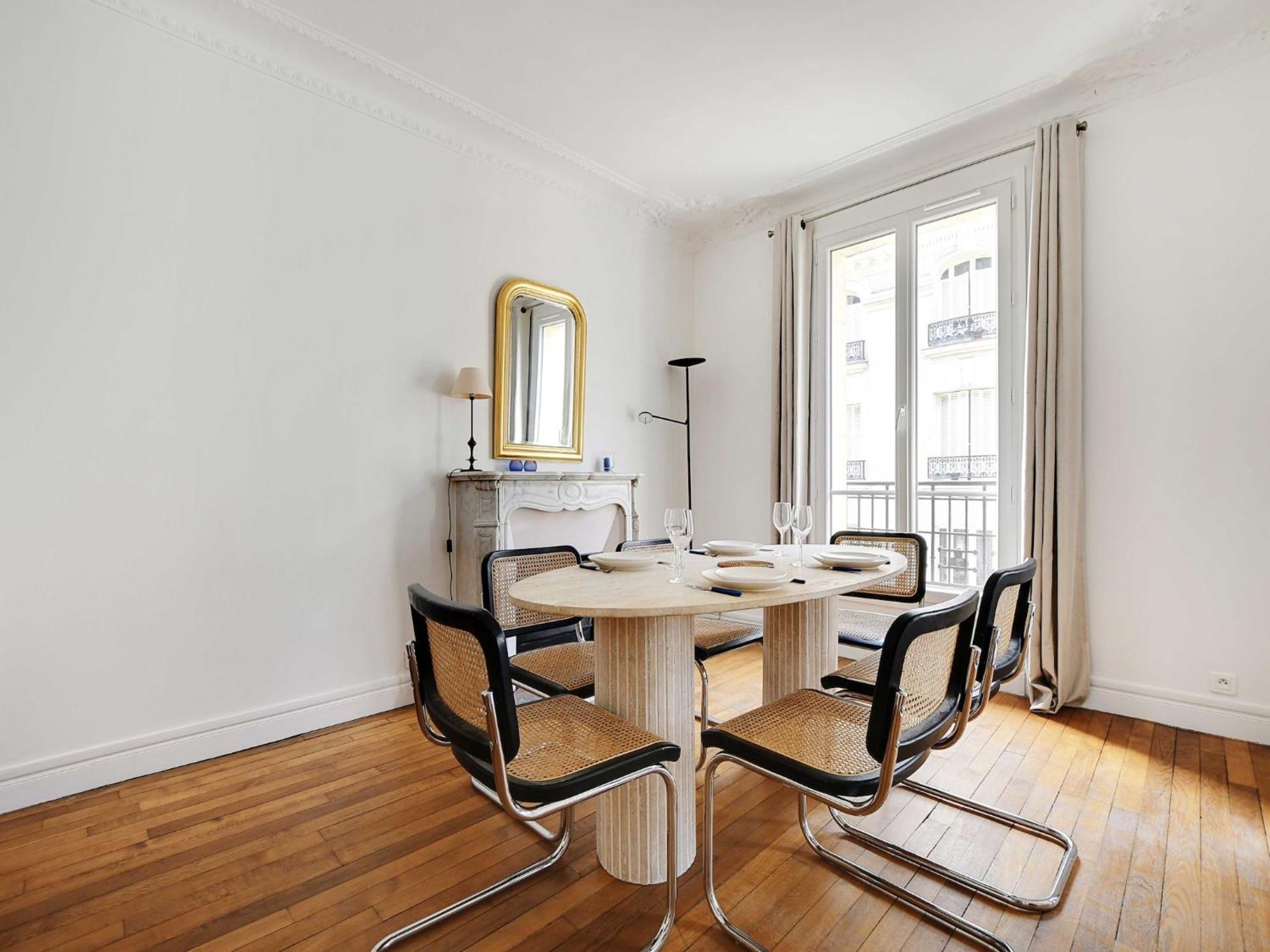Charme Et Confort 1 Bdr 4p Nation Apartment