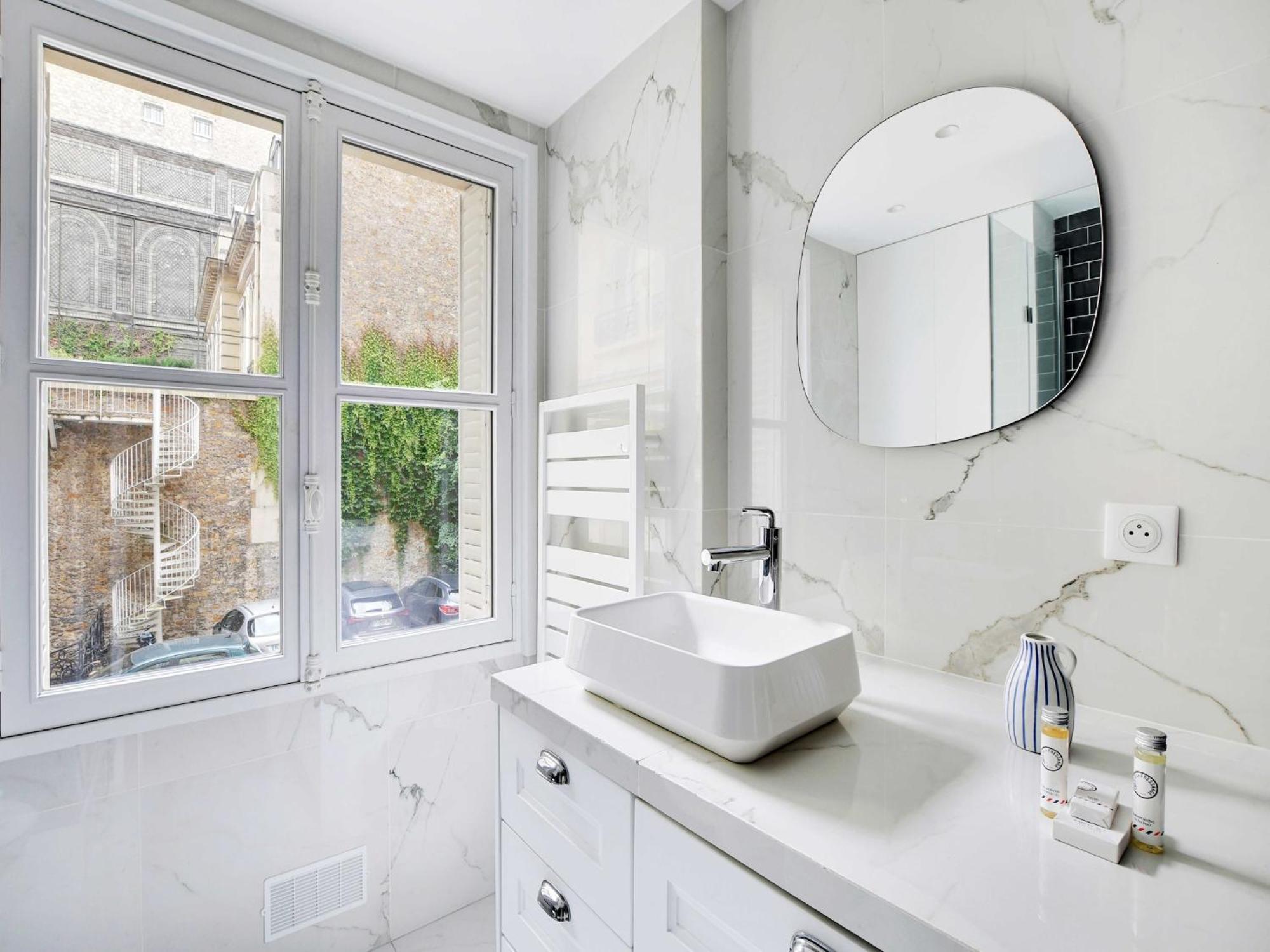 Beautiful 1bdr 2p In A Former Mansion - Dauphine 16e Apartamento
