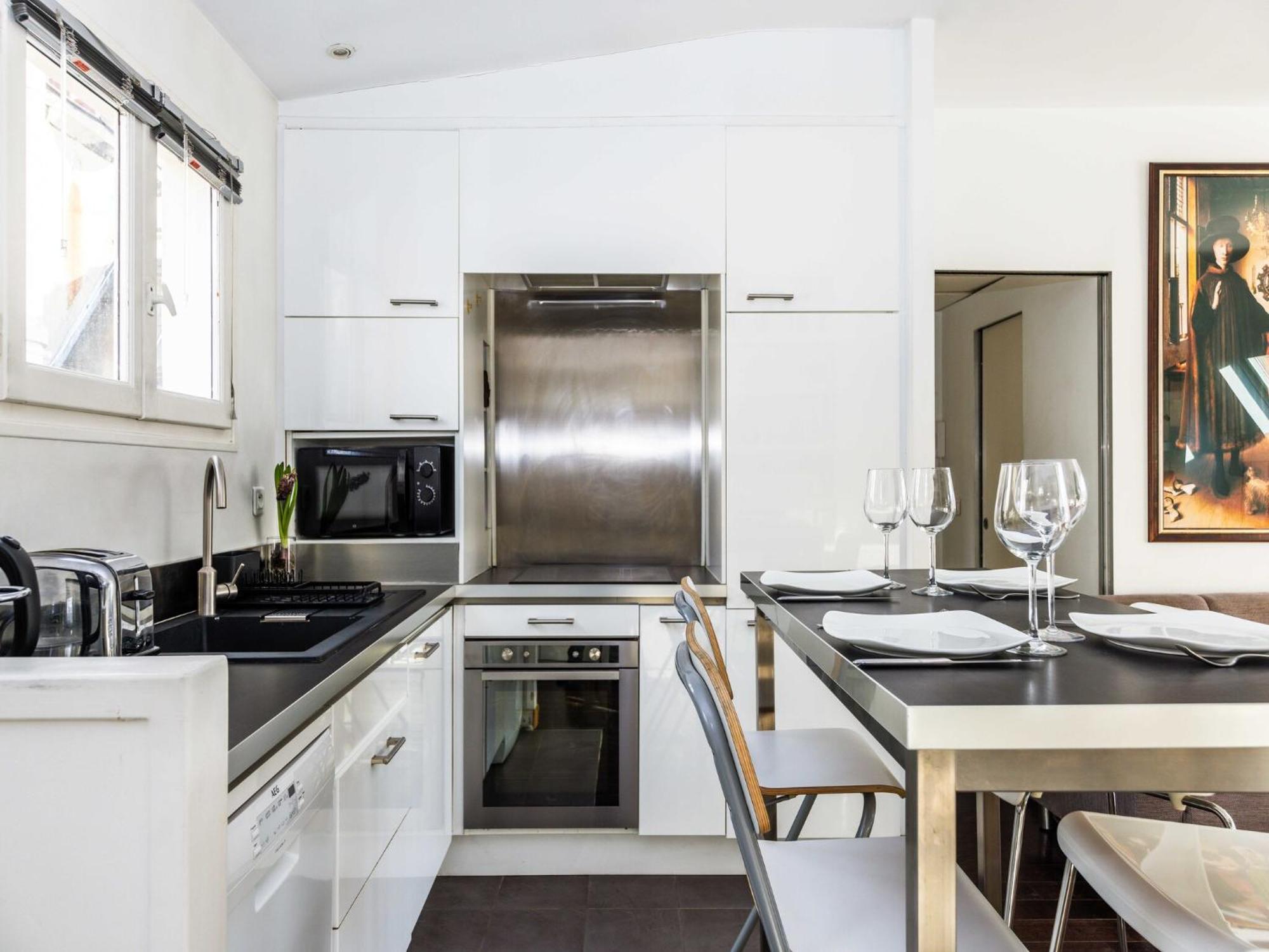 Bel Appt- Sacre-c Ur- Mobility Lease Apartment