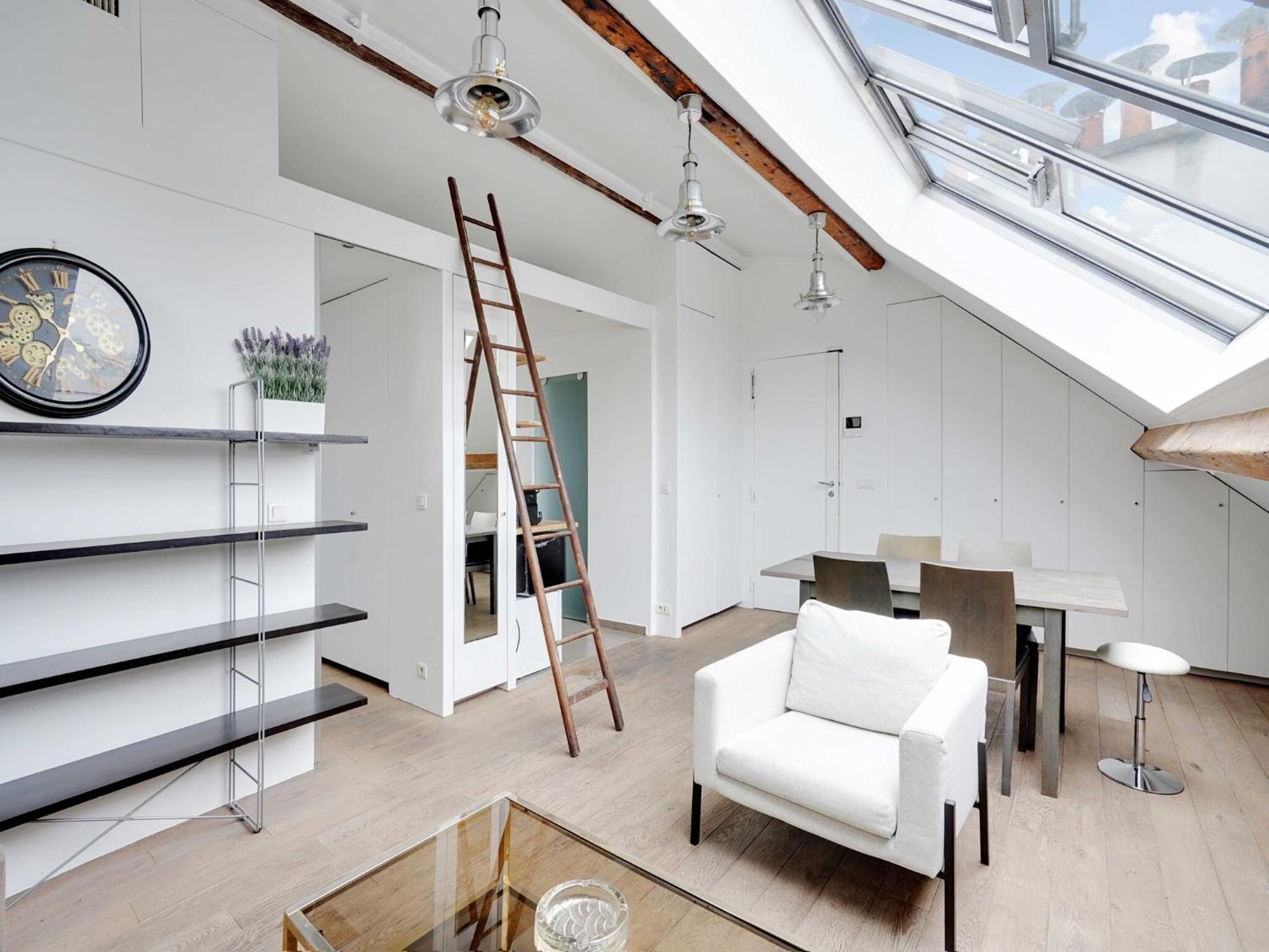 Moderne - 1br- 4p- Montmartre Paris