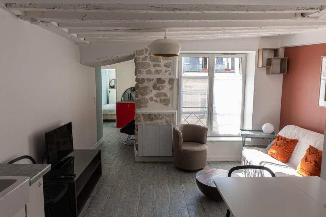 Cozy In Le Marais Apartment *