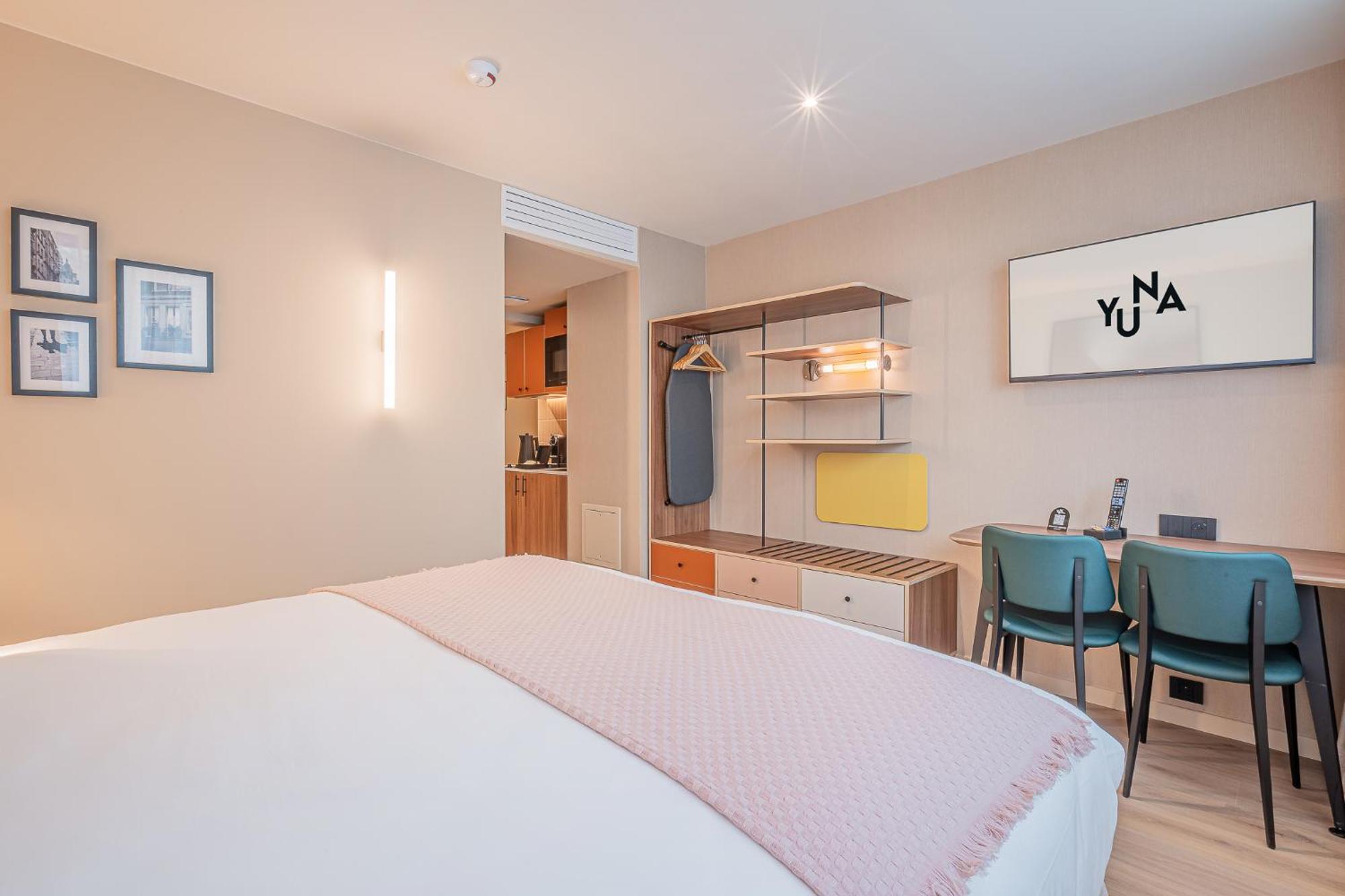 Yuna Montmartre - 4* Paris