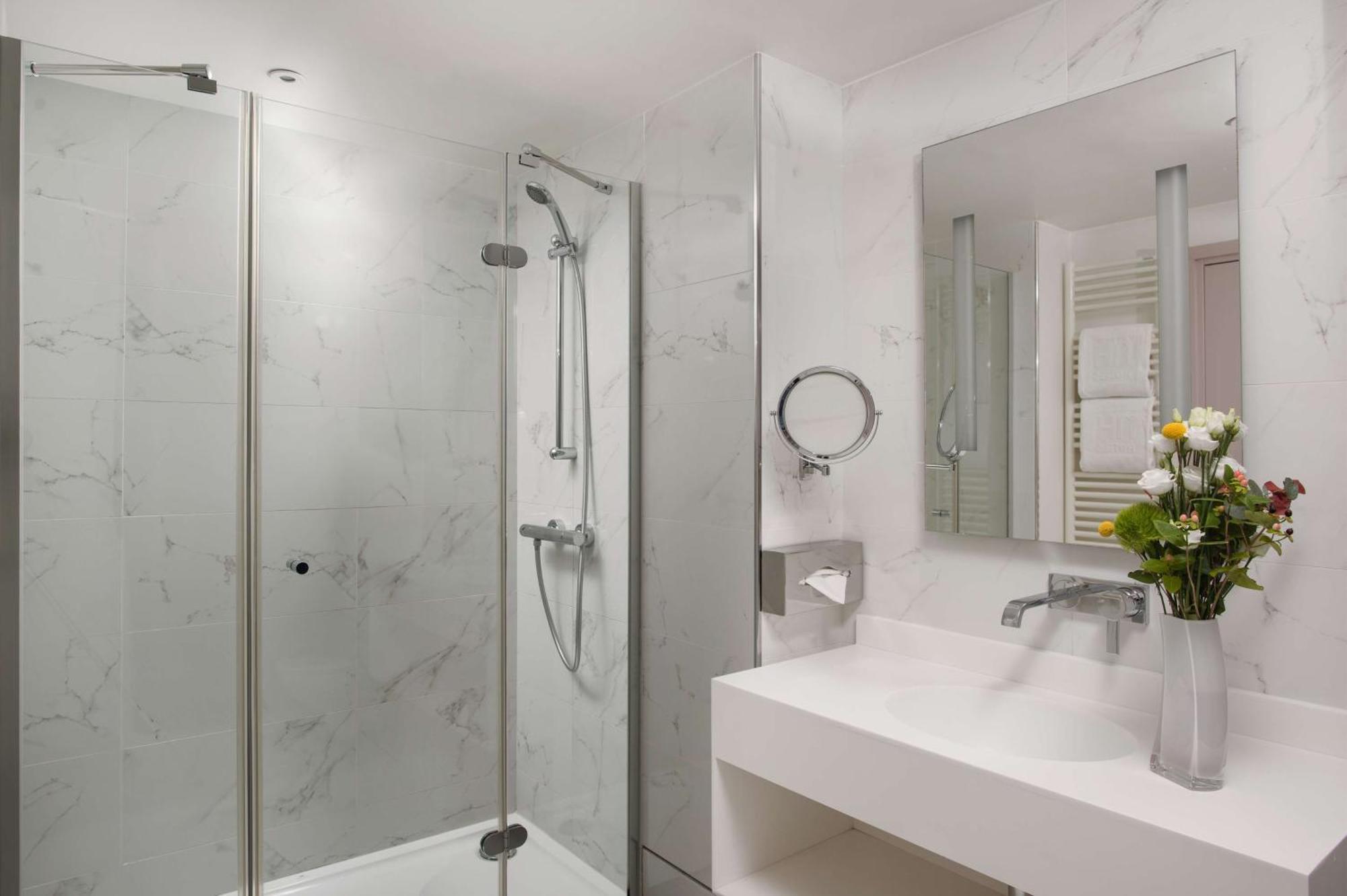 Hotel Nh Champs-elysees