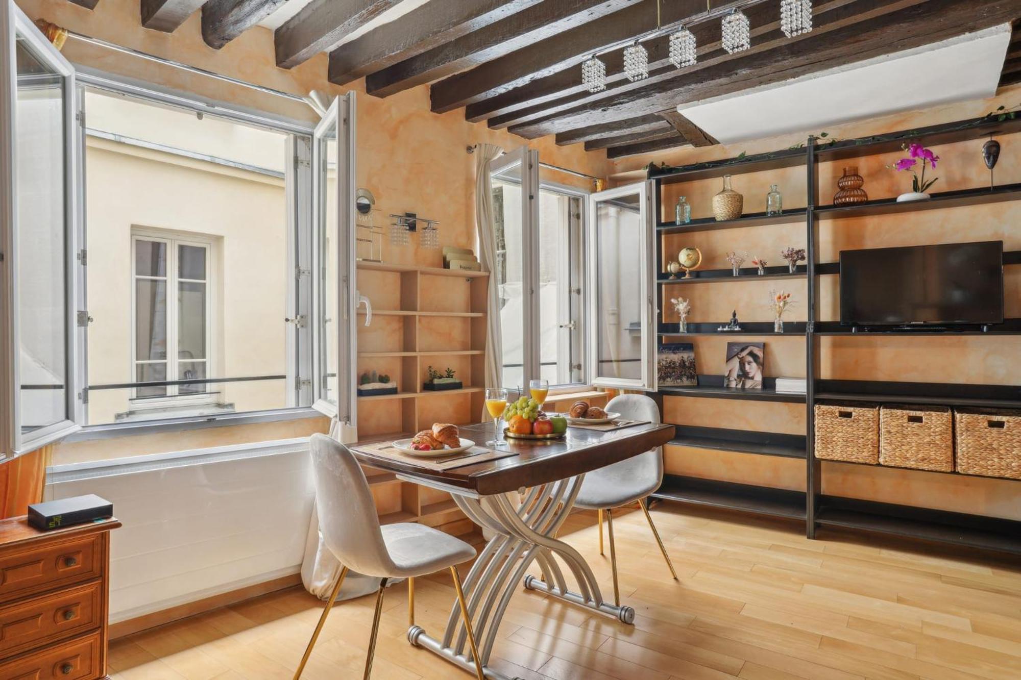 Apartment Bnbnova - Pompidou & Le Marais