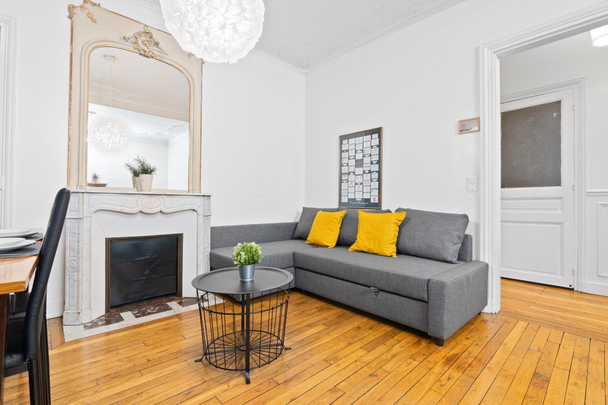 Superb Quartier Pantheon 4 Free Netflix *