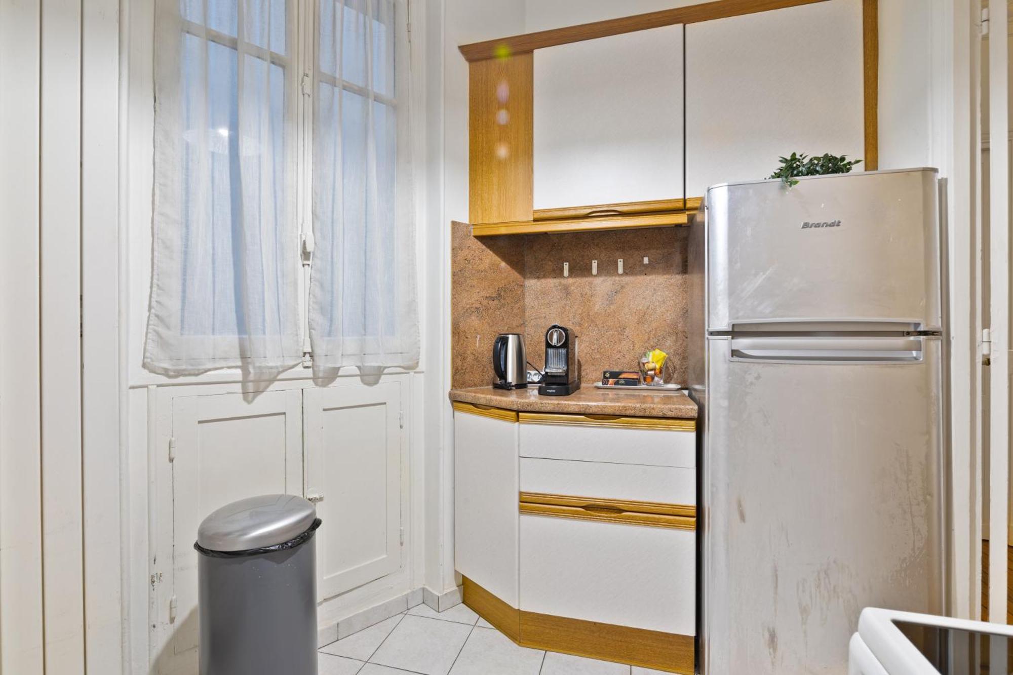 Superb Quartier Pantheon 4 Free Netflix Apartment