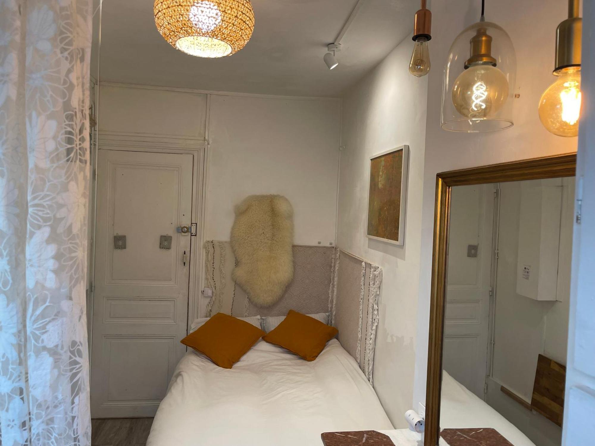 Eleusis-paris Appartement *