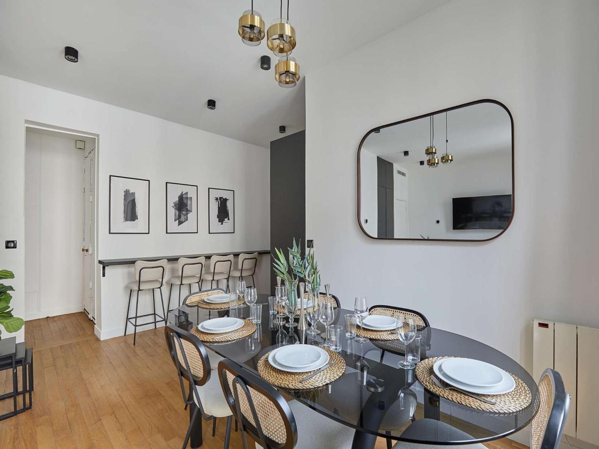 Magnificent New Beaubourg Le Marais Apartment *