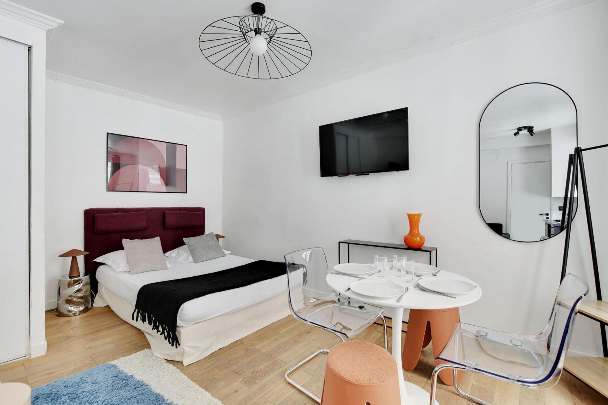 Cmg Bastille - Saint Antoine * Paris