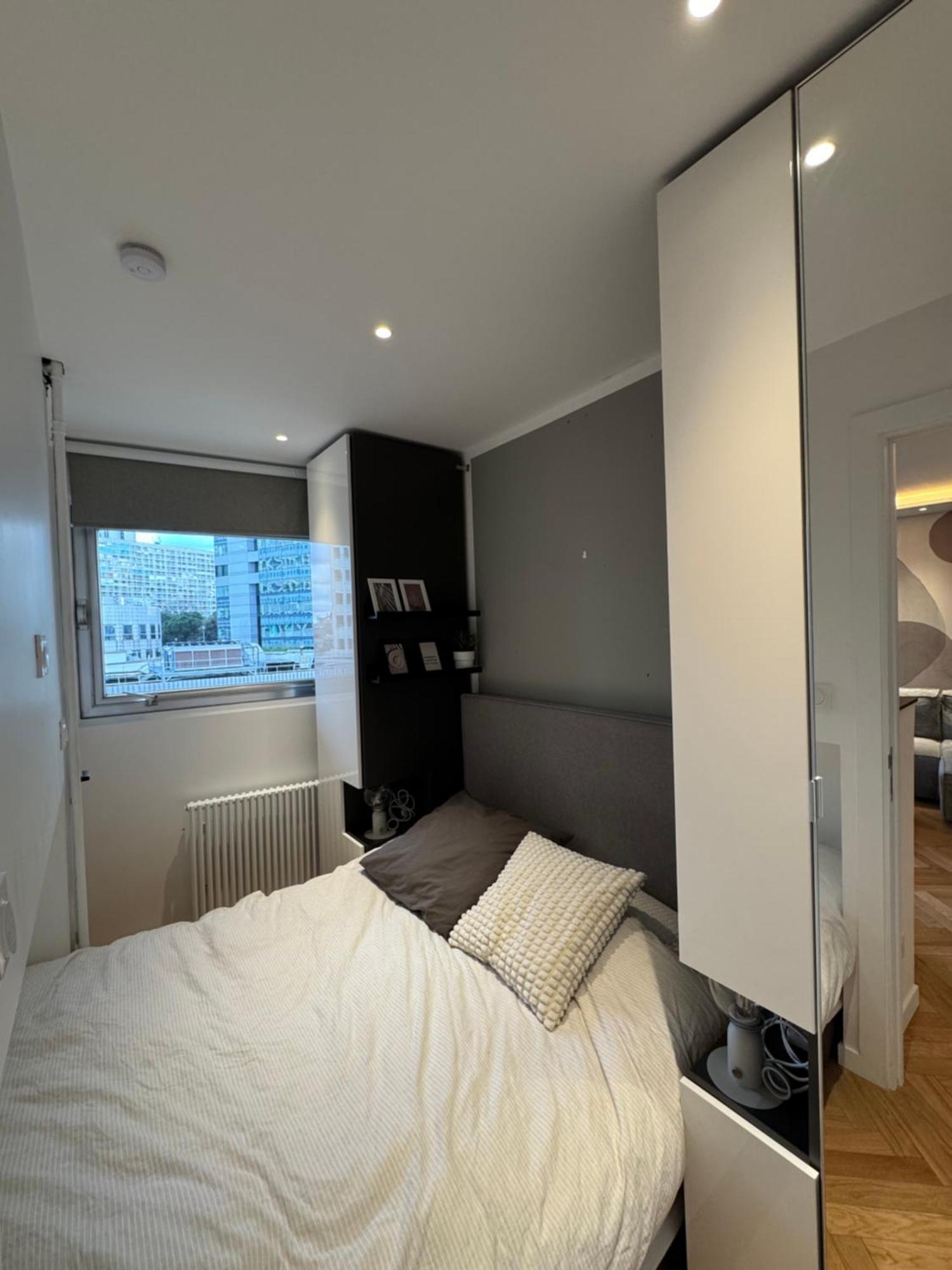 2 Bedroom Renovated In The Heart Of Apartamento