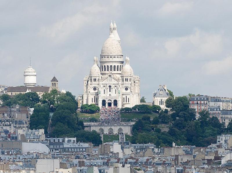 Vue Montmartre & Balcon * Paris