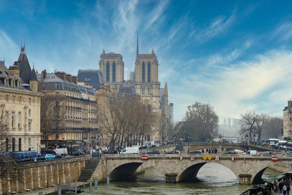 Apartment Oniri - Serviced Notre Dame - Quai Des Grands Augustins Paris