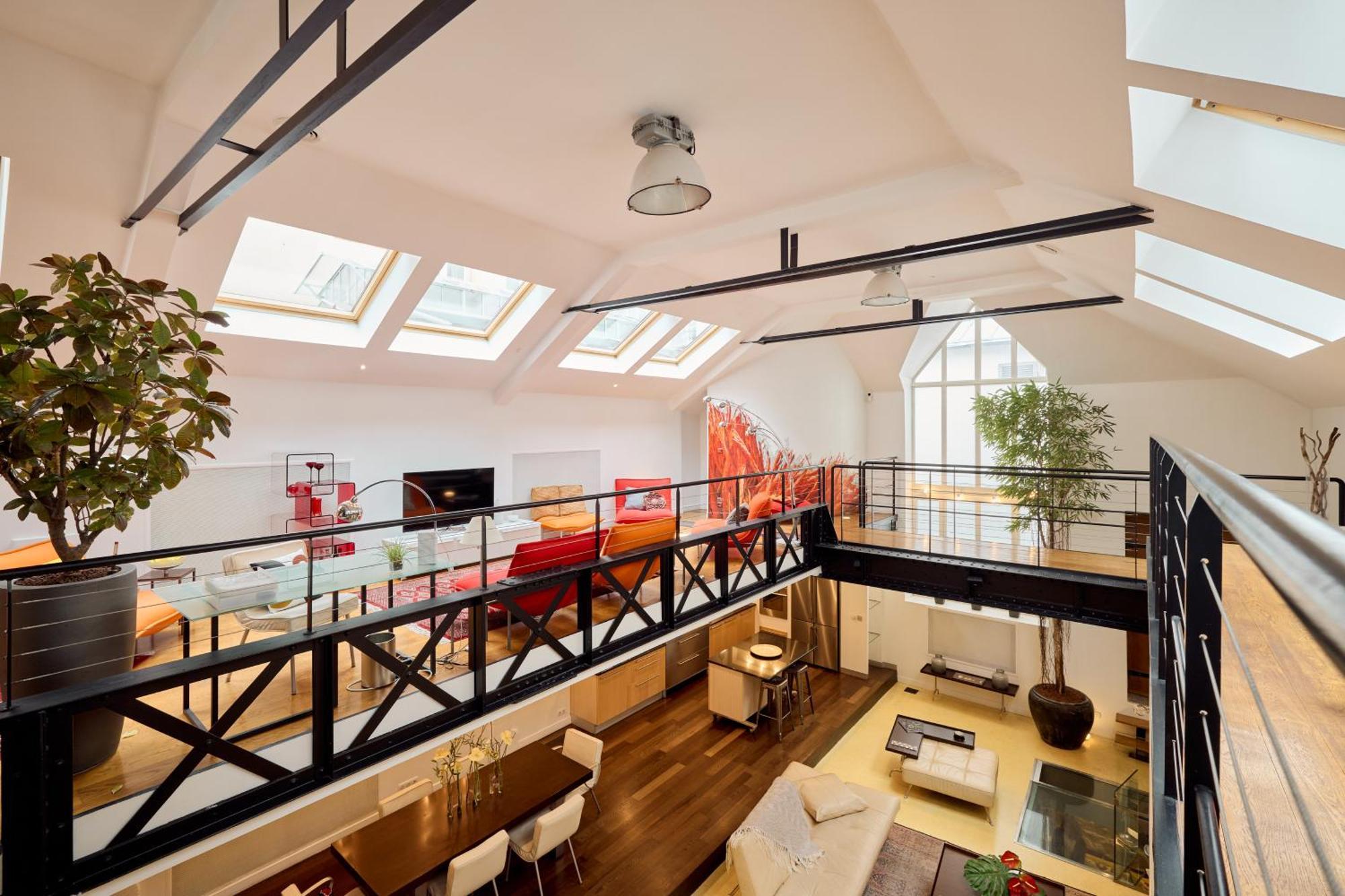 Luxury Two-story Designer Loft In Epicenter - Bright And Spacious Paris