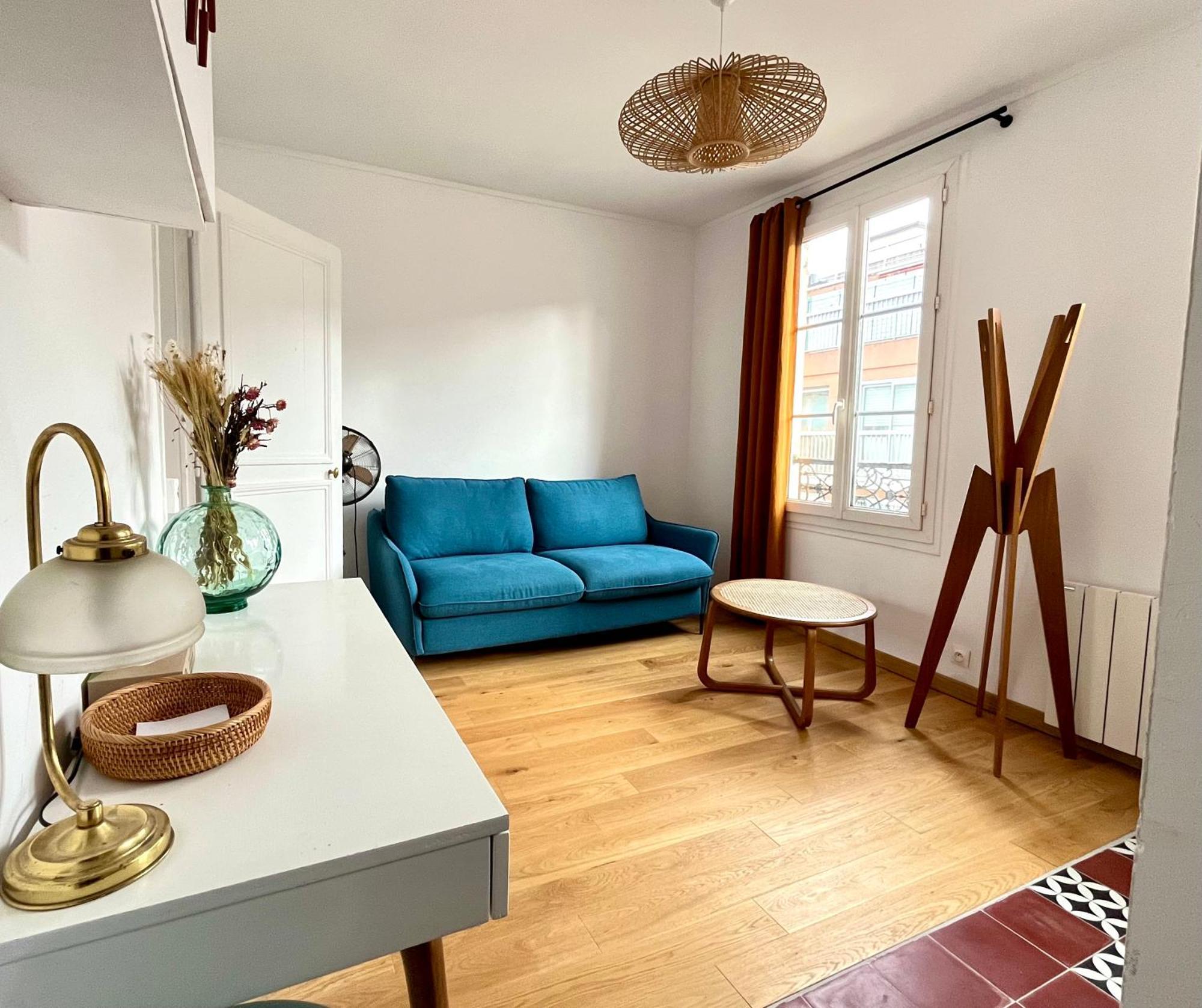 Apartment 12 Paris