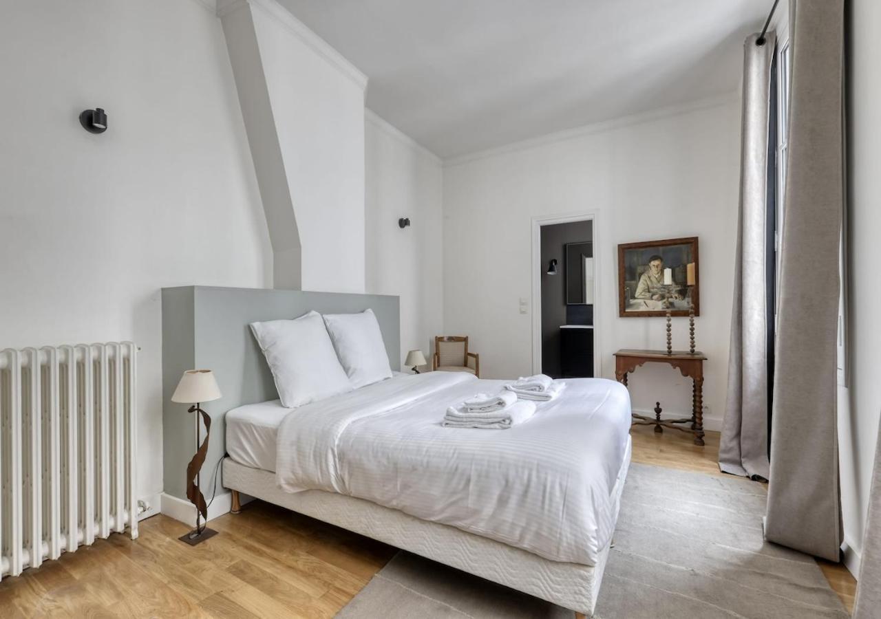 Apartment Spacious Typical Parisian Flat - Le Marais