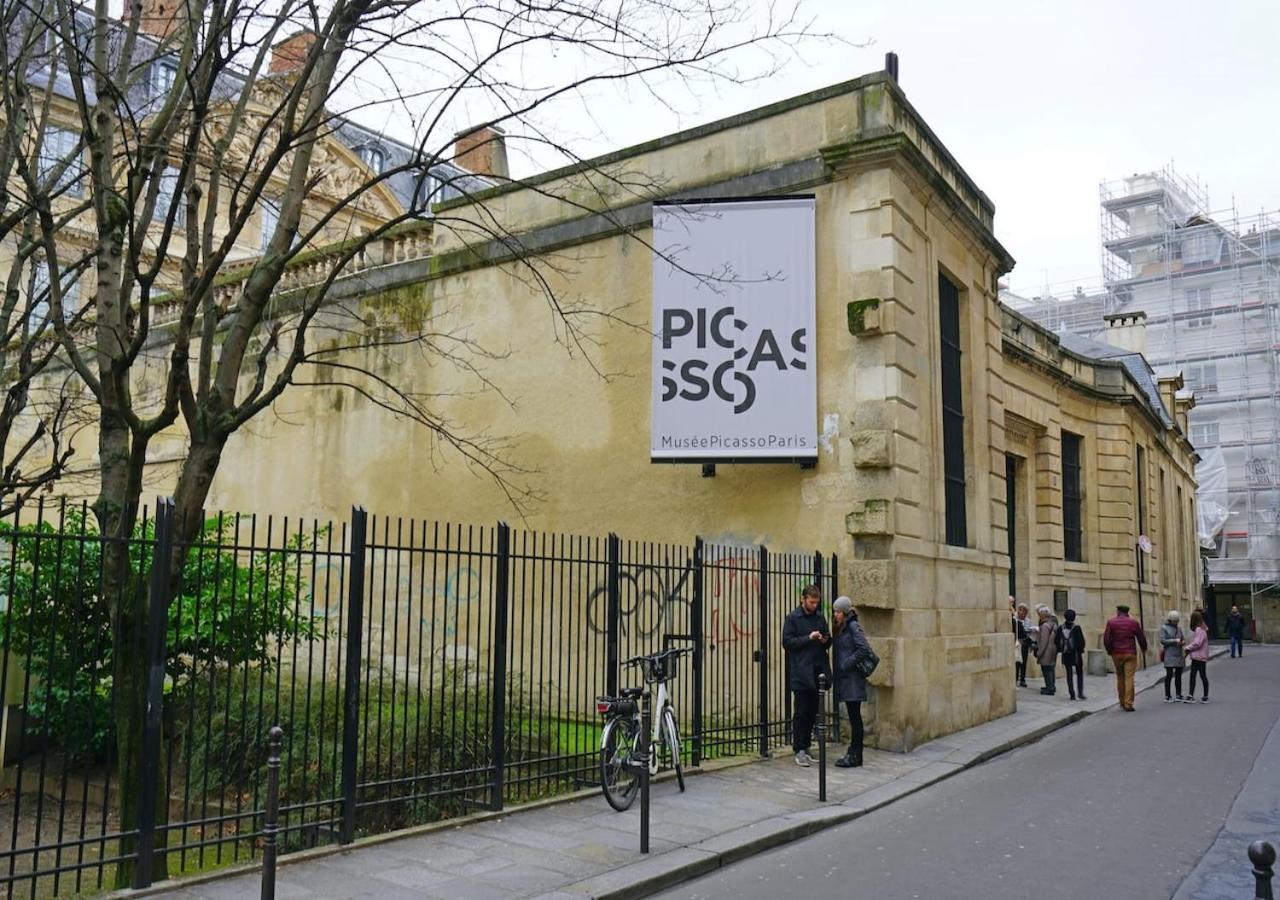 Spacious Typical Parisian Flat - Le Marais