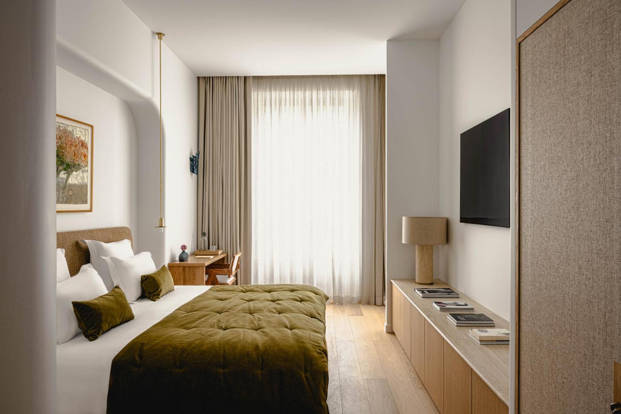 Hotel 1.75 La Source Paris