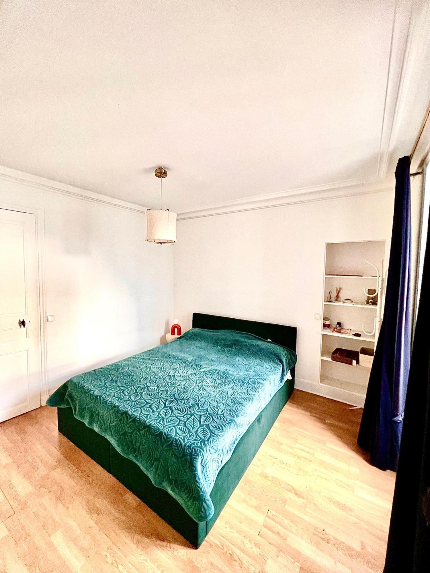 Charming And Cosy * Paris