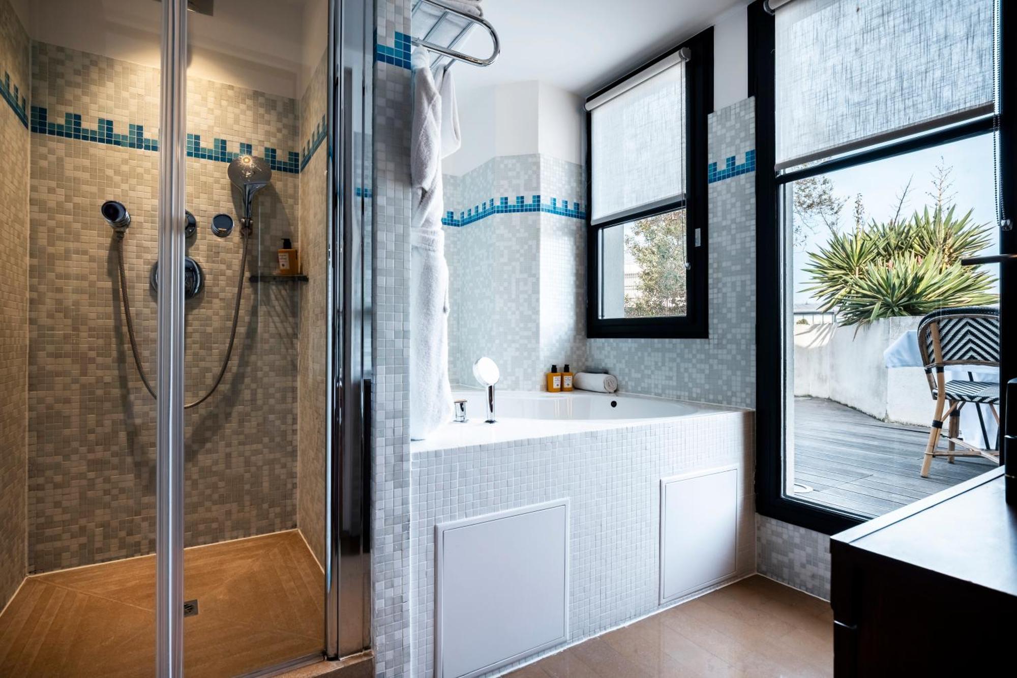 Radisson Blu Champs-elysées, Hotel Paris