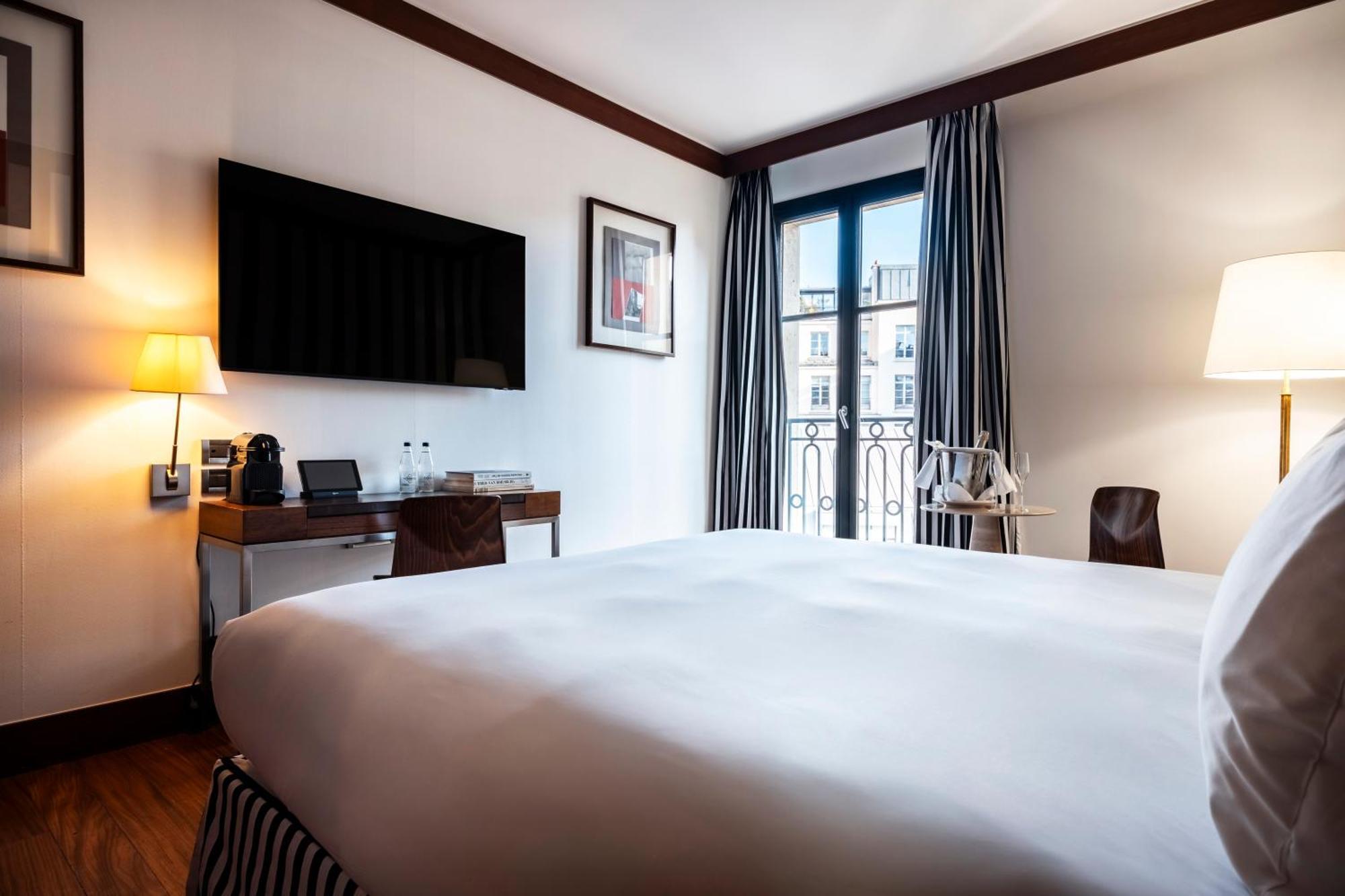 Radisson Blu Champs-elysées, Hotel