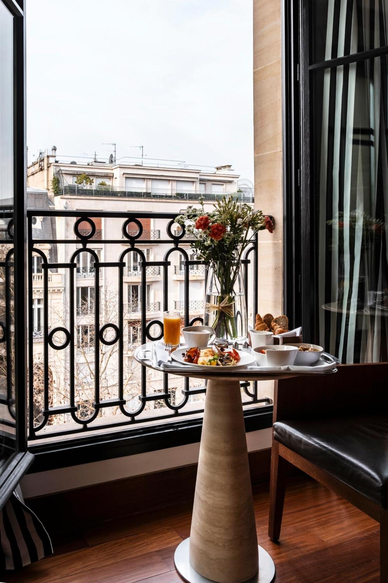 Radisson Blu Champs-elysées, Paris
