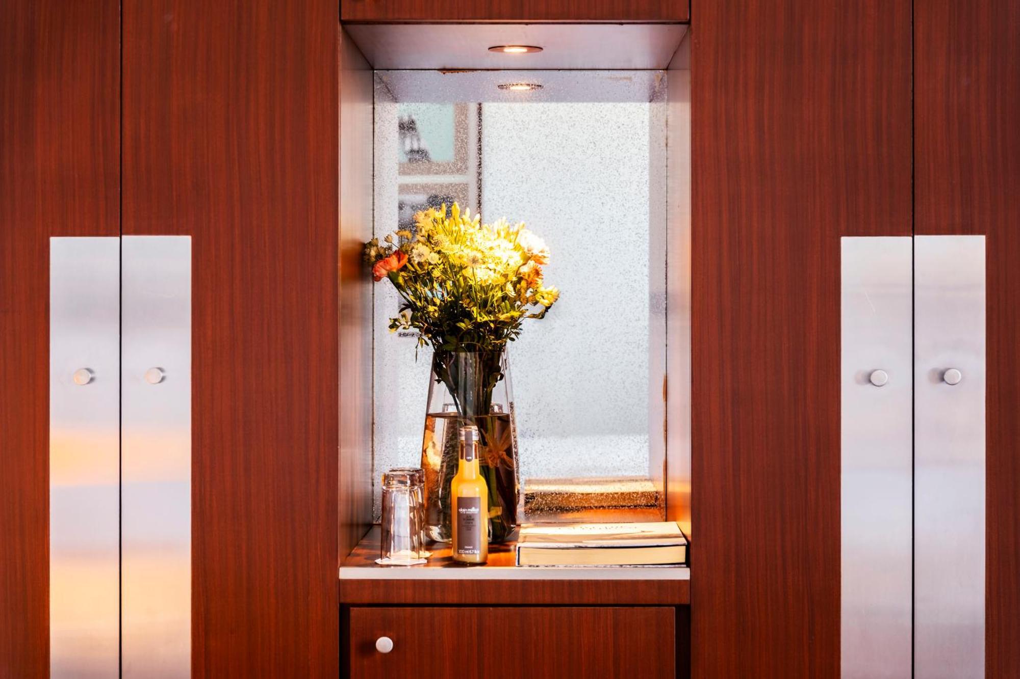 Hotel Radisson Blu Champs-elysées, Paris