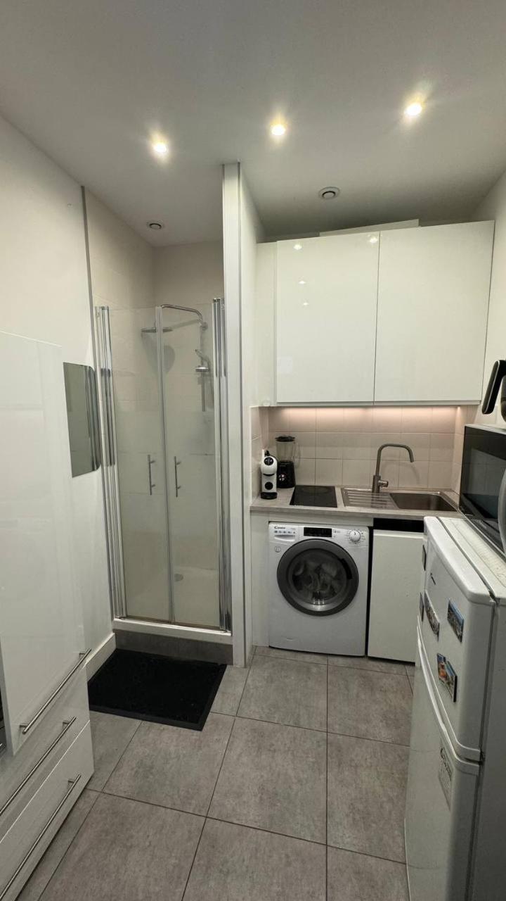 Apartment A Paris